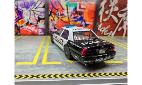 Rollin Ford Crown Victoria NFS Police APAxpo, масштабная модель, 1:64, 1/64