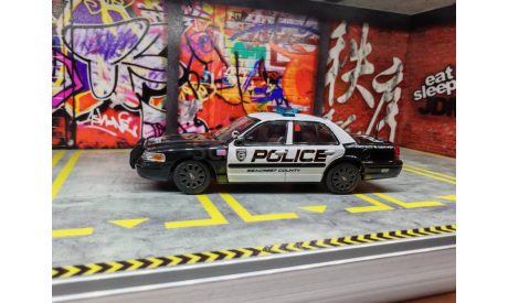 Rollin Ford Crown Victoria NFS Police APAxpo, масштабная модель, 1:64, 1/64