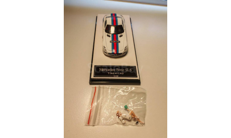 TimeMicro Mercedes SLS Martini (с фигуркой), масштабная модель, Mercedes-Benz, scale64