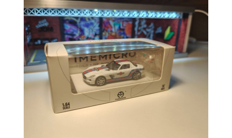 TimeMicro Mercedes SLS Martini (с фигуркой), масштабная модель, Mercedes-Benz, scale64