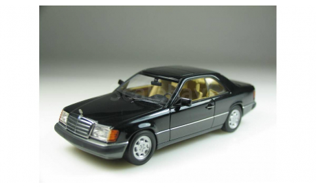 Mercedes-Benz 300СЕ,  1990, Minichamps, масштабная модель, scale43