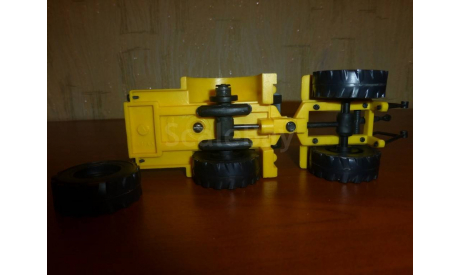 К-700 Кировец, СССР, желтый, масштабная модель, 1:43, 1/43