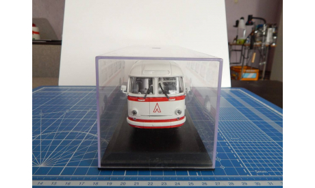 Автобус ЛАЗ-695Е  Classicbus, масштабная модель, 1:43, 1/43