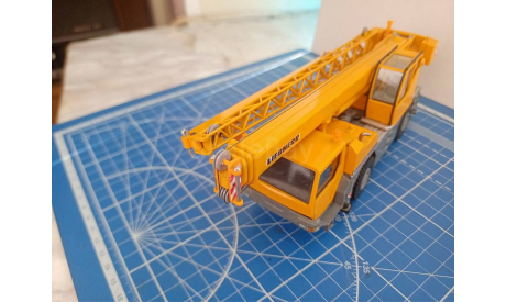 Кран Liebherr LTM 1030 1/50 Conrad, масштабная модель, scale50, Conrod