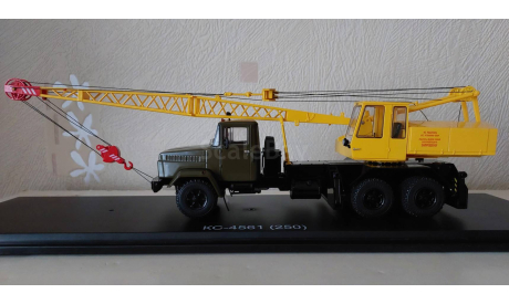 КрАЗ-250 автокpaн КС-4561, масштабная модель, Start Scale Models (SSM), scale43