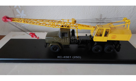 КрАЗ-250 автокpaн КС-4561, масштабная модель, Start Scale Models (SSM), scale43