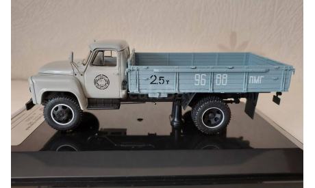 ГАЗ 52-03 Пермская обл. «Совхоз «Косинский» 1969 г., масштабная модель, DIP Models, scale43