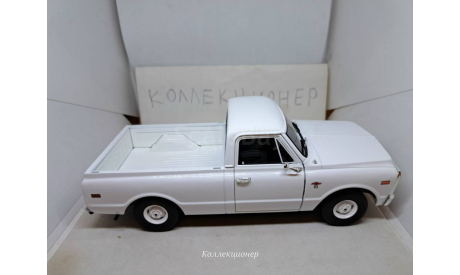 Chevrolet C-10 пикап 1968 (из т/c Старски и Хатч), масштабная модель, Greenlight Collectibles, scale24