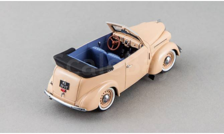 КИМ 10-50 кабриолет  ’кремовый’  dip models, масштабная модель, scale43