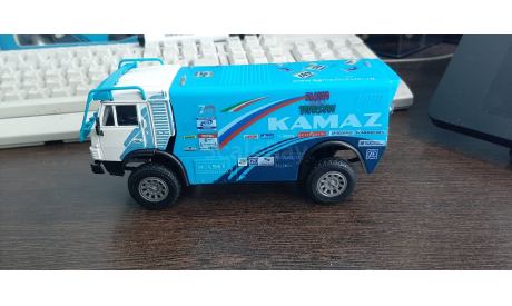 Два раллийных КамАЗа, масштабная модель, Элекон, scale43