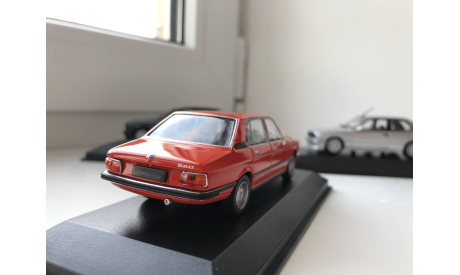 Bmw  520 e12 minichamps, масштабная модель, scale43
