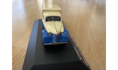 ICV021С  МОСКВИЧ 400-420К фургон «Мороженое», масштабная модель, scale43