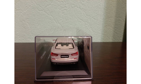 Maserati Quattroporte GTS, масштабная модель, Leo Models, scale43