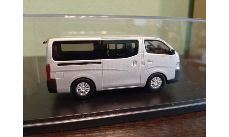 Nissan NV350 Caravan Van DX 2012, масштабная модель, Ebbro, scale43