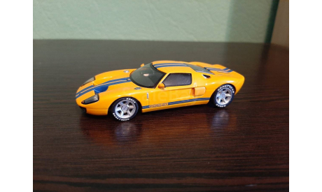 Ford GT 2004, масштабная модель, Minichamps, scale43