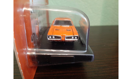 Dodge Super Bee 383  1970, масштабная модель, M2 Machines, scale64