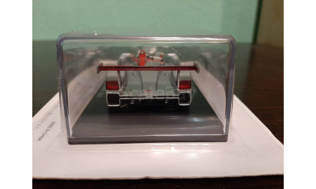 AUDI R8 Winner 24h Le Mans 2000, масштабная модель, Spark, scale43
