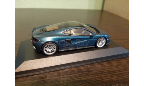 McLaren 570GT, масштабная модель, Minichamps, scale43