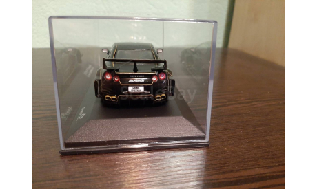 Nissan GTR-R (R35) mit Liberty Walk Body Kit, масштабная модель, Solido, scale43