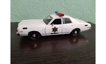Dodge Coronet 1975 Police, масштабная модель, Greenlight Collectibles, scale24