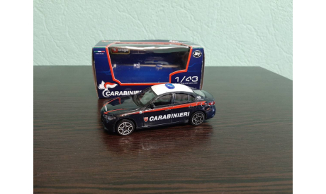 Alfa Romeo  GIULIA CARABINIERI 2015, масштабная модель, BBurago, scale43