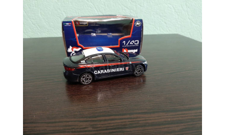 Alfa Romeo  GIULIA CARABINIERI 2015, масштабная модель, BBurago, scale43