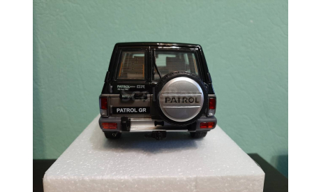 Nissan Patrol GR Y60 1992, масштабная модель, Otto, scale18