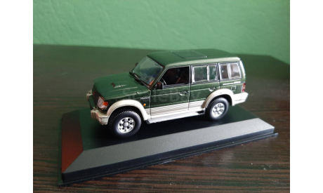 Mitsubishi Pajero LWB 1991, масштабная модель, Minichamps, 1:43, 1/43