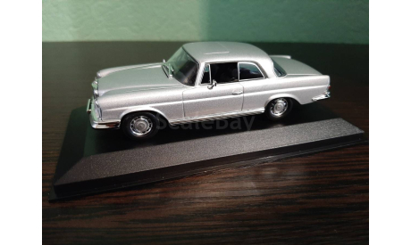 Mercedes-Benz 280 SE 3.5 Coupe (W111), масштабная модель, Minichamps, scale43