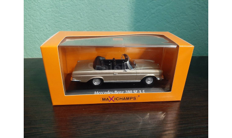Mercedes-Benz 280 SE 3.5 (W111) cabrio 1970, масштабная модель, Minichamps, scale43