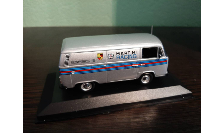 Volkswagen T2 ’Porsche’ Renndienst 1972, масштабная модель, Minichamps, scale43