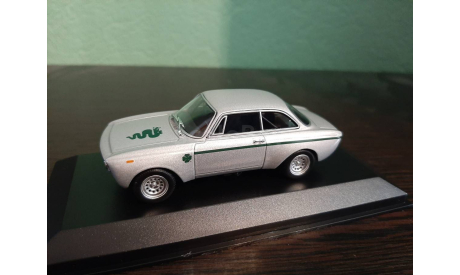 Alfa Romeo GTA 1300 Junior 1968, масштабная модель, Minichamps, scale43