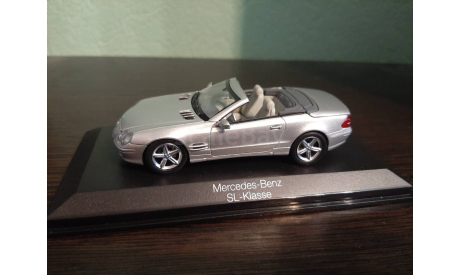 Mercedes-Benz SL-Class 2001 R230, масштабная модель, Minichamps, scale43