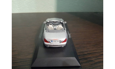 Mercedes-Benz SL-Class 2001 R230, масштабная модель, Minichamps, scale43