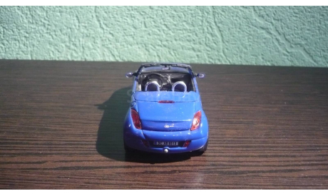 Ford Street Ka, масштабная модель, Schuco Junior, scale43