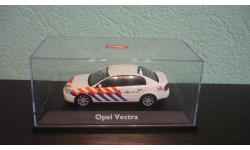 Opel Vectra (С) Sedan Police