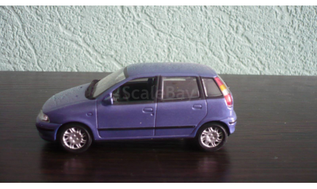 Fiat Punto, масштабная модель, Bauer/Cararama/Hongwell, scale43