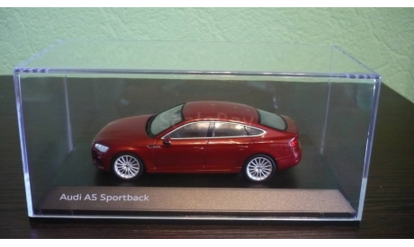 Audi A5 Sportback  (B9)   matador red, масштабная модель, Spark, 1:43, 1/43