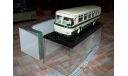 ЛИАЗ-677 (темно-зеленый/бежевый), масштабная модель, 1:43, 1/43, Classicbus