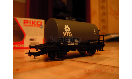 Модель цистерны фирмы PiKO, железнодорожная модель, scale87