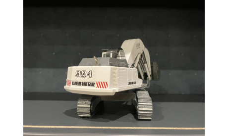 1/50 Leibherr R 984 C Conrad, масштабная модель, 1:50