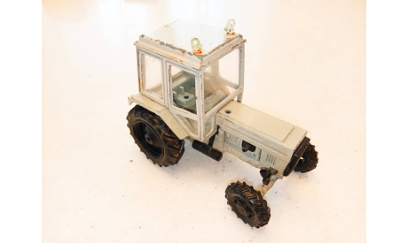 ТРАКТОР  МТЗ-82  БЕЛАРУСЬ, масштабная модель трактора, ТRAKTOROEXPORT, 1:43, 1/43