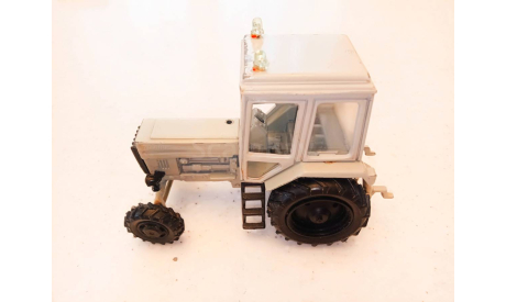 ТРАКТОР  МТЗ-82  БЕЛАРУСЬ, масштабная модель трактора, ТRAKTOROEXPORT, 1:43, 1/43