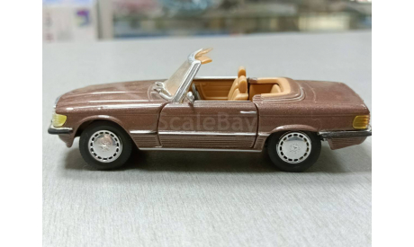 MERCEDES BENZ 560SL, масштабная модель, Mercedes-Benz, Bauer/Cararama/Hongwell, scale43