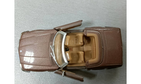 MERCEDES BENZ 560SL, масштабная модель, Mercedes-Benz, Bauer/Cararama/Hongwell, scale43