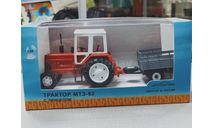 трактор МТЗ-82(красный пластик) с прицепом сельхоз 1-43, масштабная модель трактора, мир отечественных моделей, 1:43, 1/43