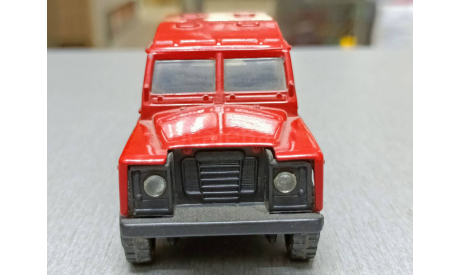 LAND ROVER 1-77 polistil AE66, масштабная модель