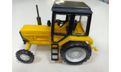 трактор МТЗ-82(пластик желтый)1-43