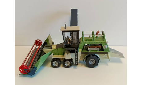 зерноуборочный комбайн PZ-1400L 1-43(конверсия), масштабная модель трактора, scale43