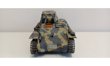 Командирский танк Т-1 в Испании 1-35 MasterBox(собранный)А, масштабные модели бронетехники, бронетехника, master box, 1:35, 1/35
